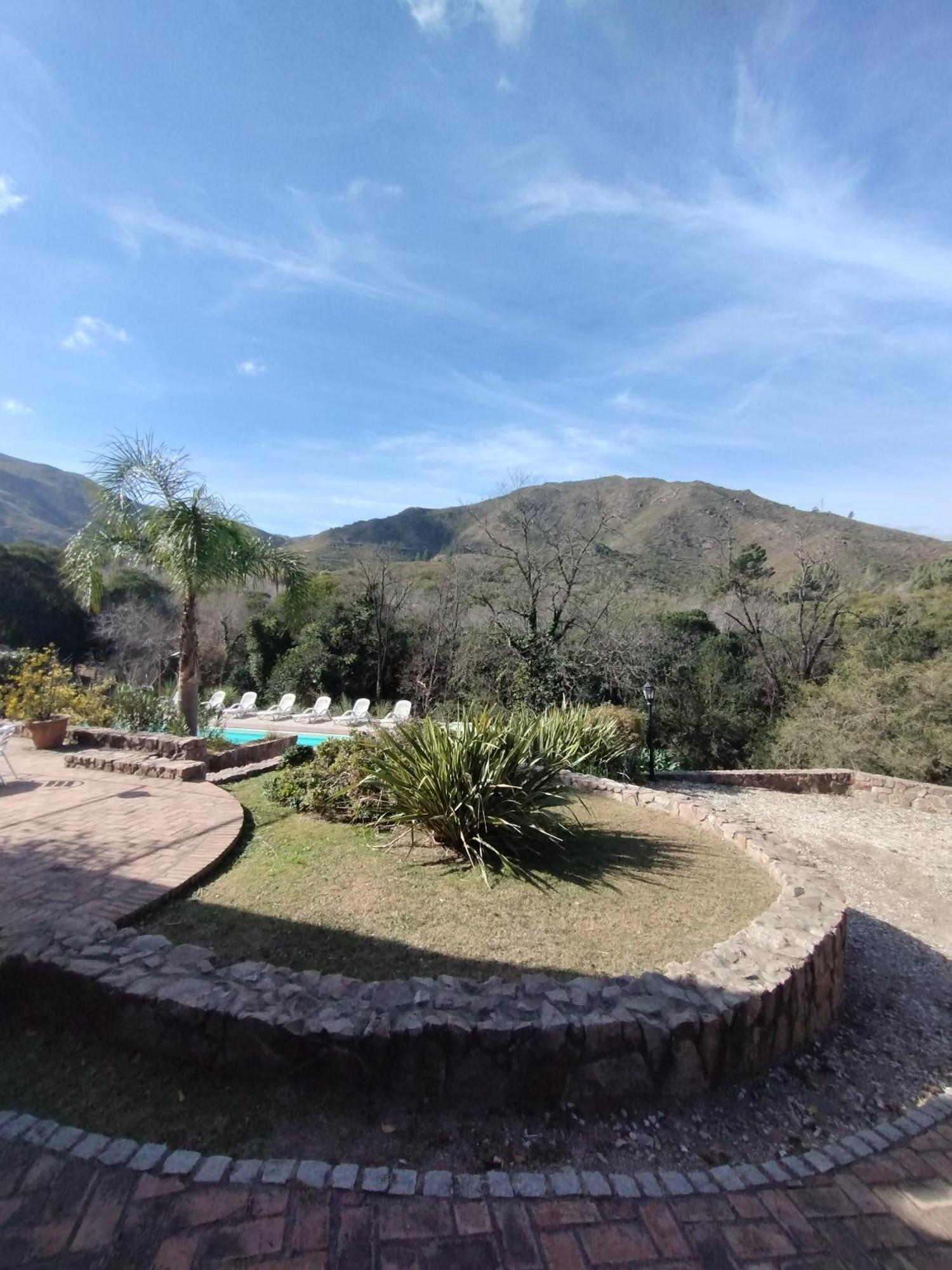 Cabanas El Mirador La Falda Exterior photo