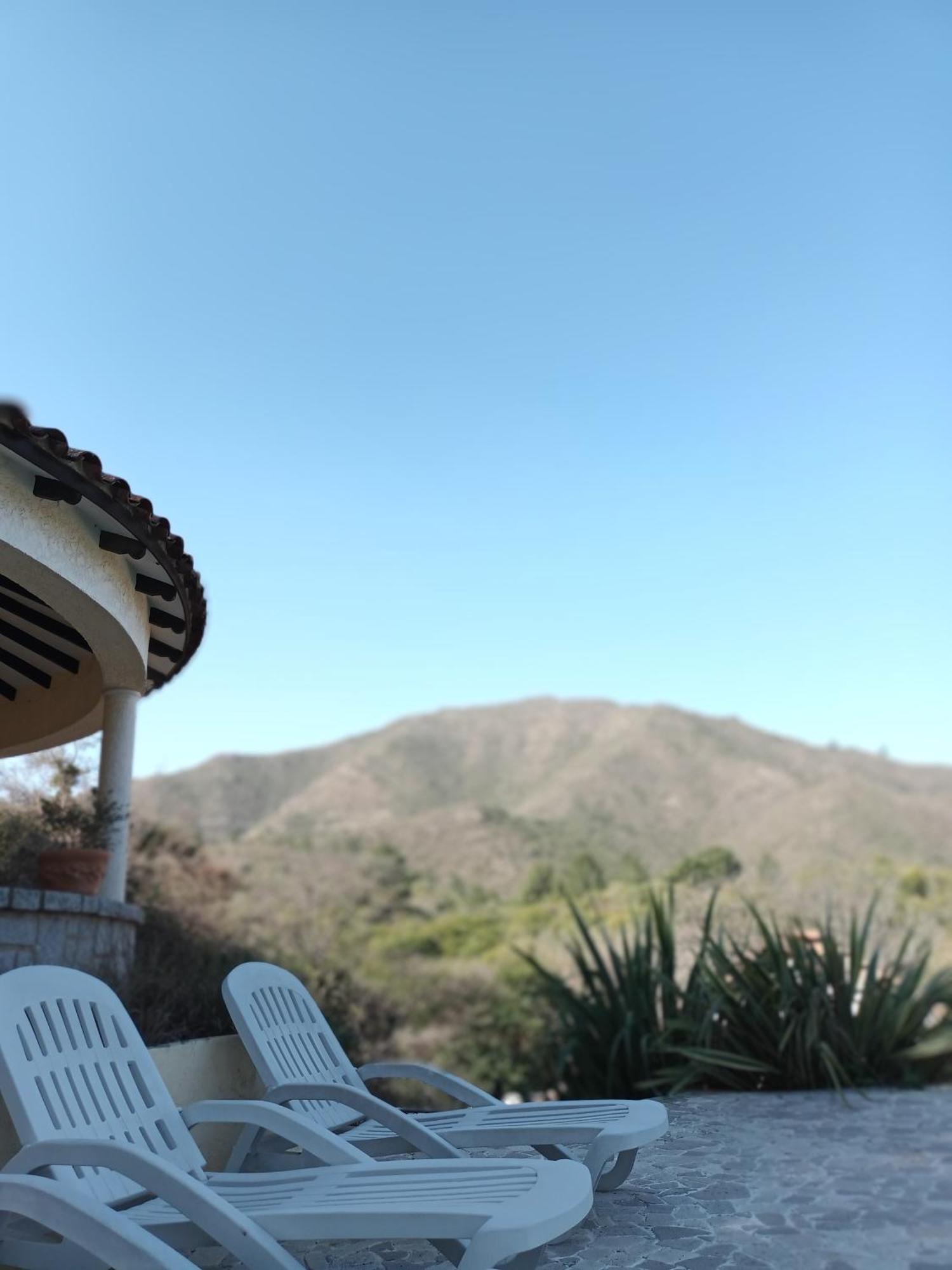 Cabanas El Mirador La Falda Exterior photo